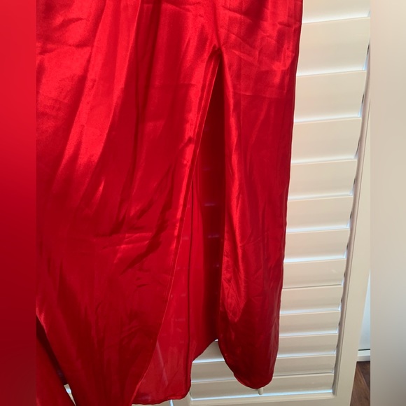 Victoria's Secret Red Lace Nightgown (Gold Label) - Picture 3 of 7